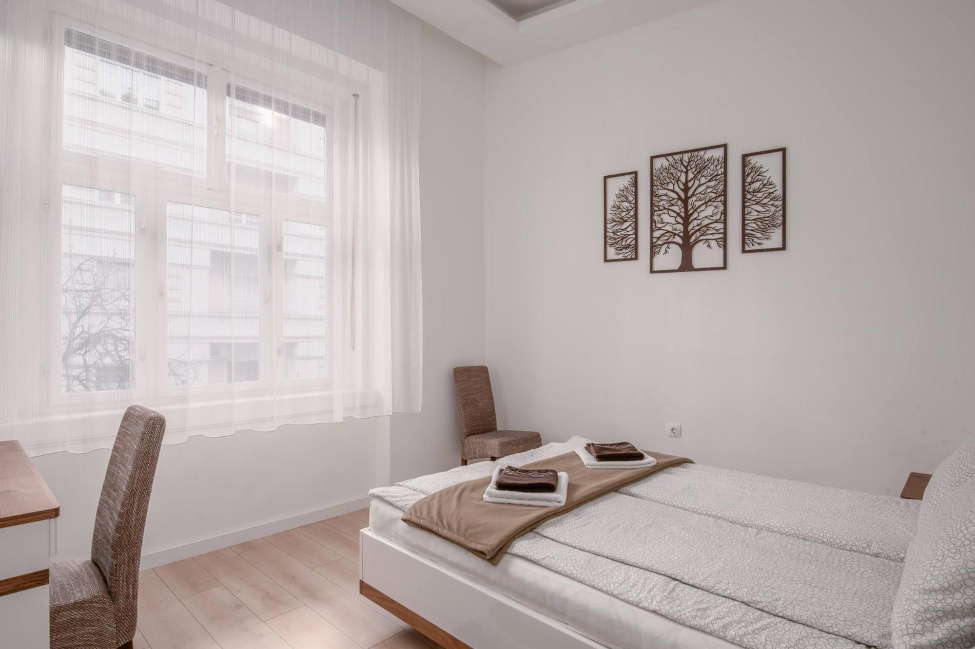 Apartment With 2 Bedrooms Near Gellert Thermal Bath Budapest Exterior foto